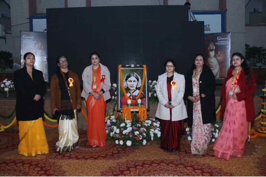 जीएनआईओटी मेडिकल संस्थान में नर्सिंग छात्रों ने ली सेवा और करुणा की शपथ